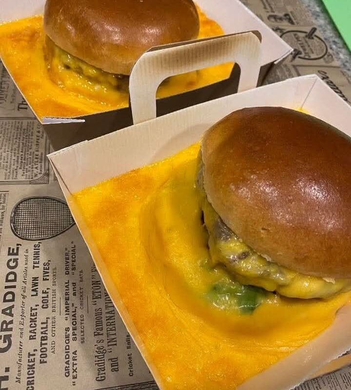 Welsh burger + frites